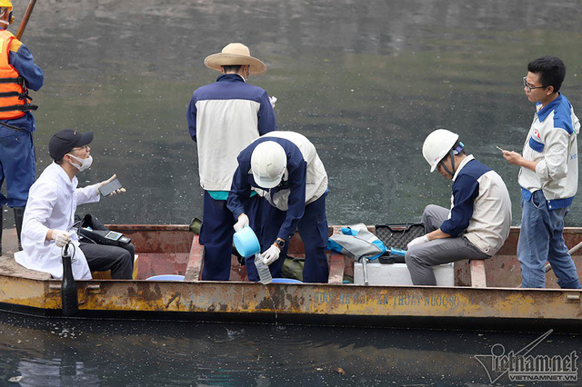 Ba đơn vị đánh giá độc lập đã lấy mẫu nước và bùn của sông Tô Lịch đi kiểm tra sau 1 tháng áp dụng công nghệ Nhật Bản