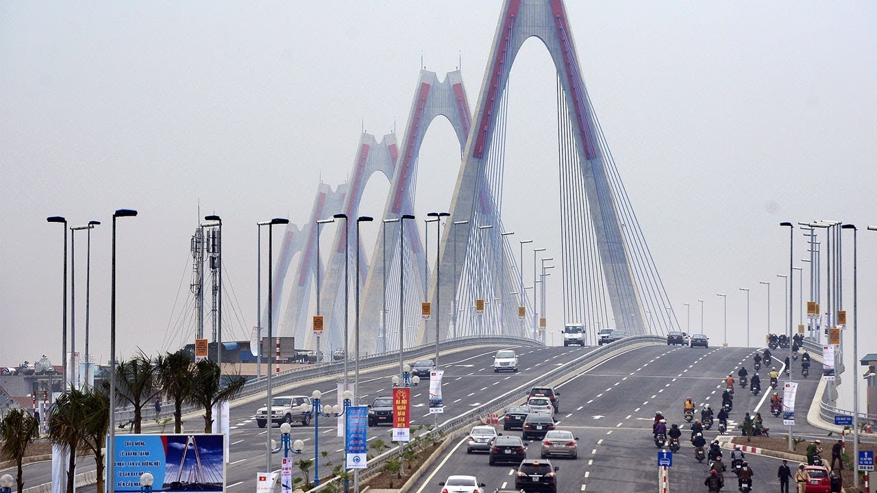 Cầu Nhật Tân, một công trình giao thông quan trọng của Thủ đô Hà Nội được xây dựng trong thời gian qua