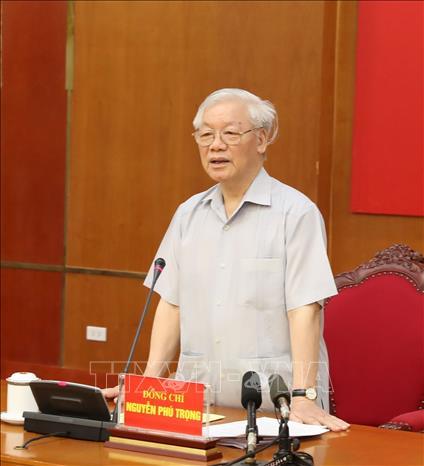 Tổng bí thư, Chủ tịch nước Nguyễn Phú Trọng: Ai dao động, ngập ngừng thì tự giác báo cáo 