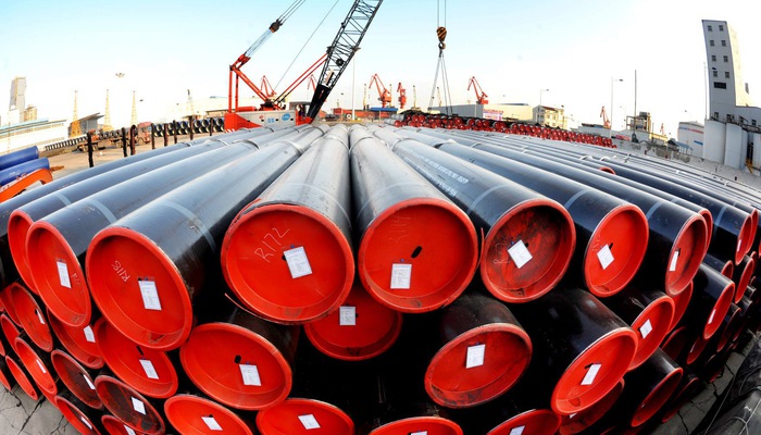 Thép ống chờ xuất khẩu tại cảng Lianyungang tại tỉnh Giang Tô, Trung Quốc - Ảnh: Getty Images