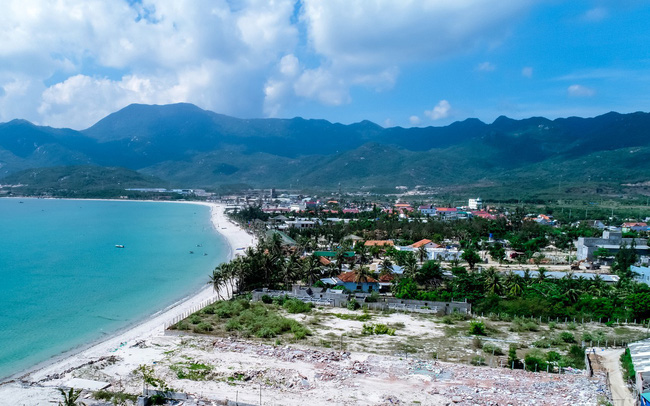 Gỡ lệnh cấm giao dịch đất tại khu kinh tế Vân Phong