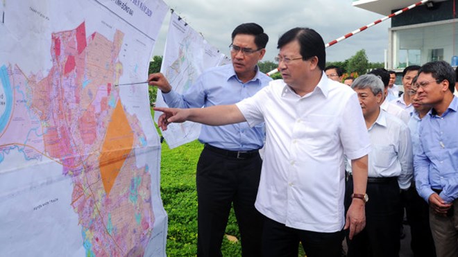 Deputy PM Trinh Dinh Dung screens Long Thanh International Airport