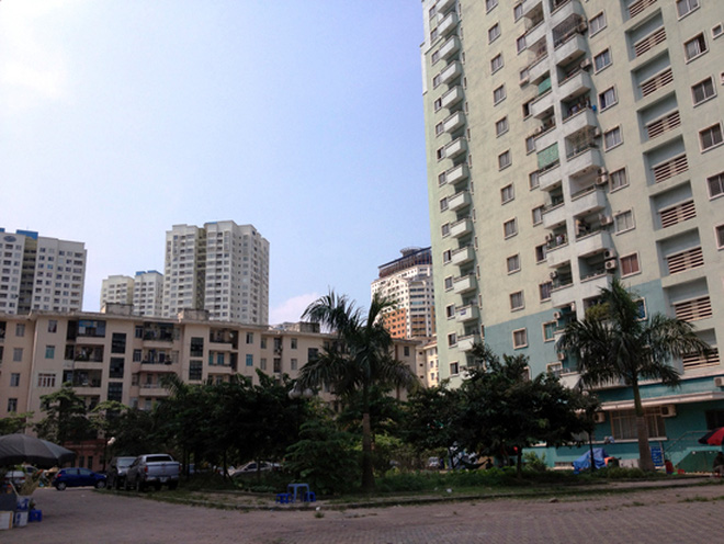 Rất nhiều căn hộ chung cư tại khu Trung Hòa - Nhân Chính (Hà Nội) bị biến thành văn phòng.