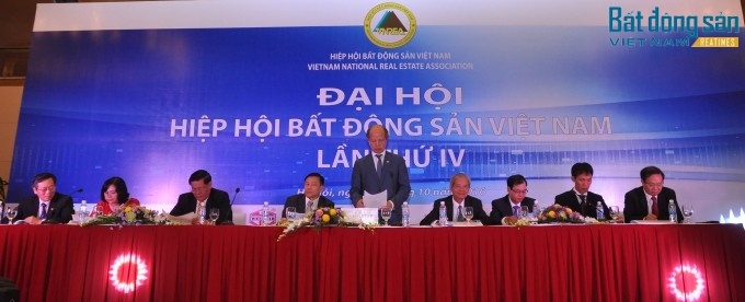 Đoàn Chủ tịch Đại hội Hiệp hội Bất động sản Việt Nam nhiệm kỳ IV.
