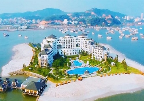 Vinpearl Hạ Long Bay Resort đã đi vào hoạt động cuối năm 2015.
