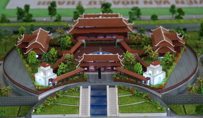 Công trình đầu tiên trong công viên là Khu đền thờ trăm họ (Bách gia tự), rộng 5.000 m2 – thờ 183 dòng họ Việt Nam.