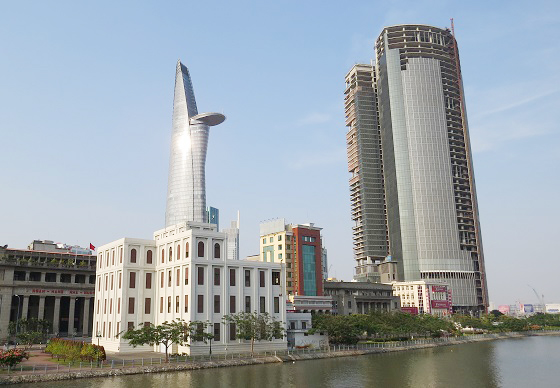 Ngân hàng và nhà thầu cũng mắc kẹt ở dự án Saigon One Tower.