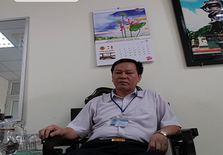 Ông Vũ Đức Quý - Trưởng phòng Tổ chức - Hành chính Cục thuế tỉnh Thái Bình tiếp nhận nội dung làm việc của Báo PLVN nhưng gần 2 tháng 