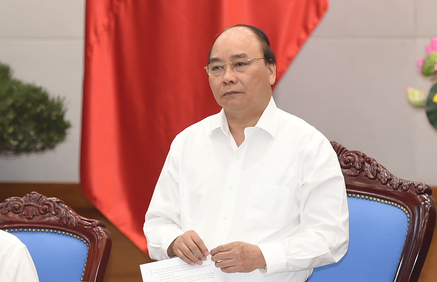 Thủ tướng Nguyễn Xuân Phúc: Yêu cầu mà Chính phủ đặt ra là kịp thời tháo gỡ mọi rào cản, mọi khó khăn, để tạo điều kiện cho sản xuất kinh doanh và đời sống của người dân. Ảnh: VGP/Quang Hiếu.