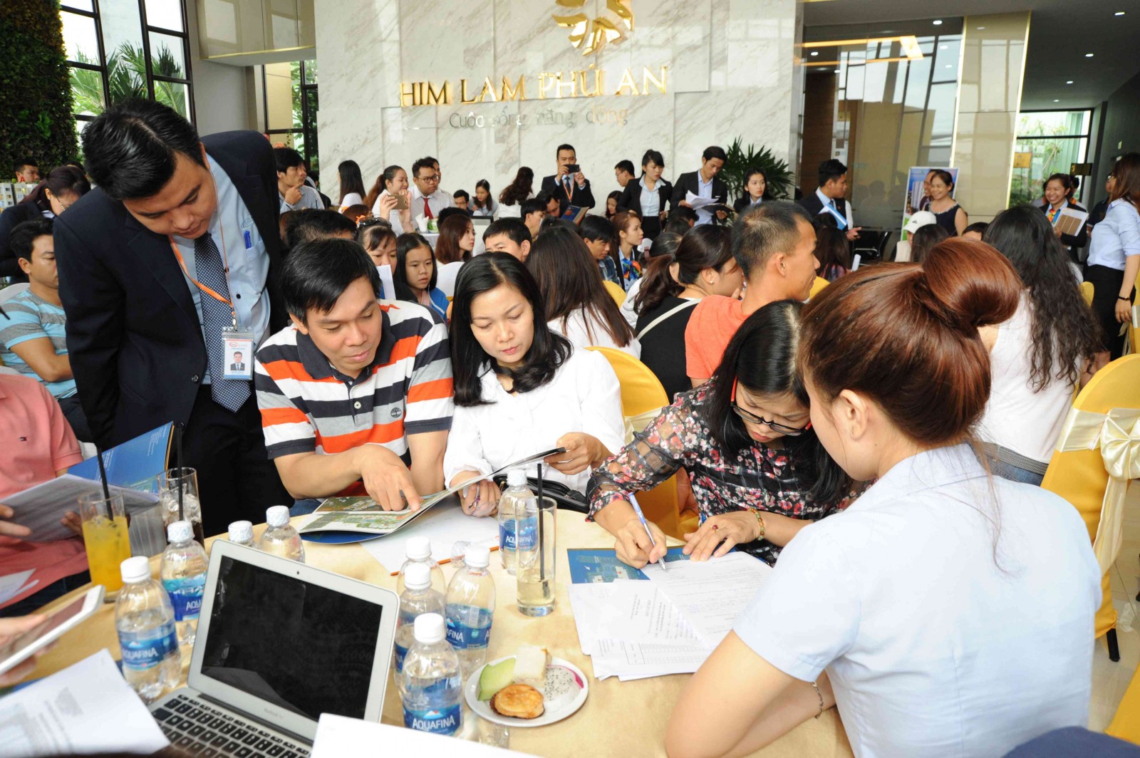 Thu hút đông đảo khách hàng, tỷ lệ tiêu thụ trung bình các đợt mở bán dự án Him Lam Phú An đều đạt từ 96-99%.