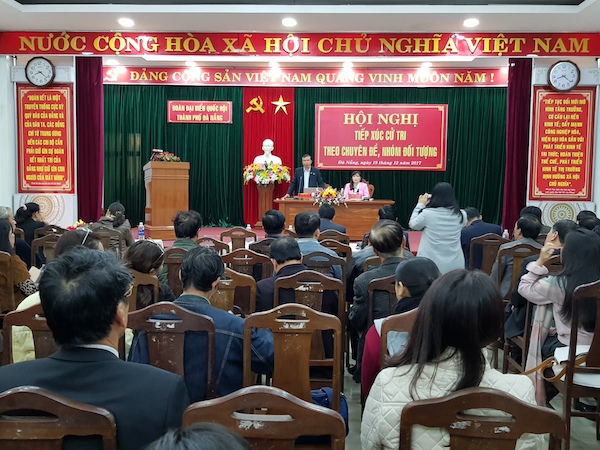 Đoàn ĐBQH TP Đà Nẵng tiếp xúc cử tri tại quận Thanh Khê vào sáng ngày 19/12.