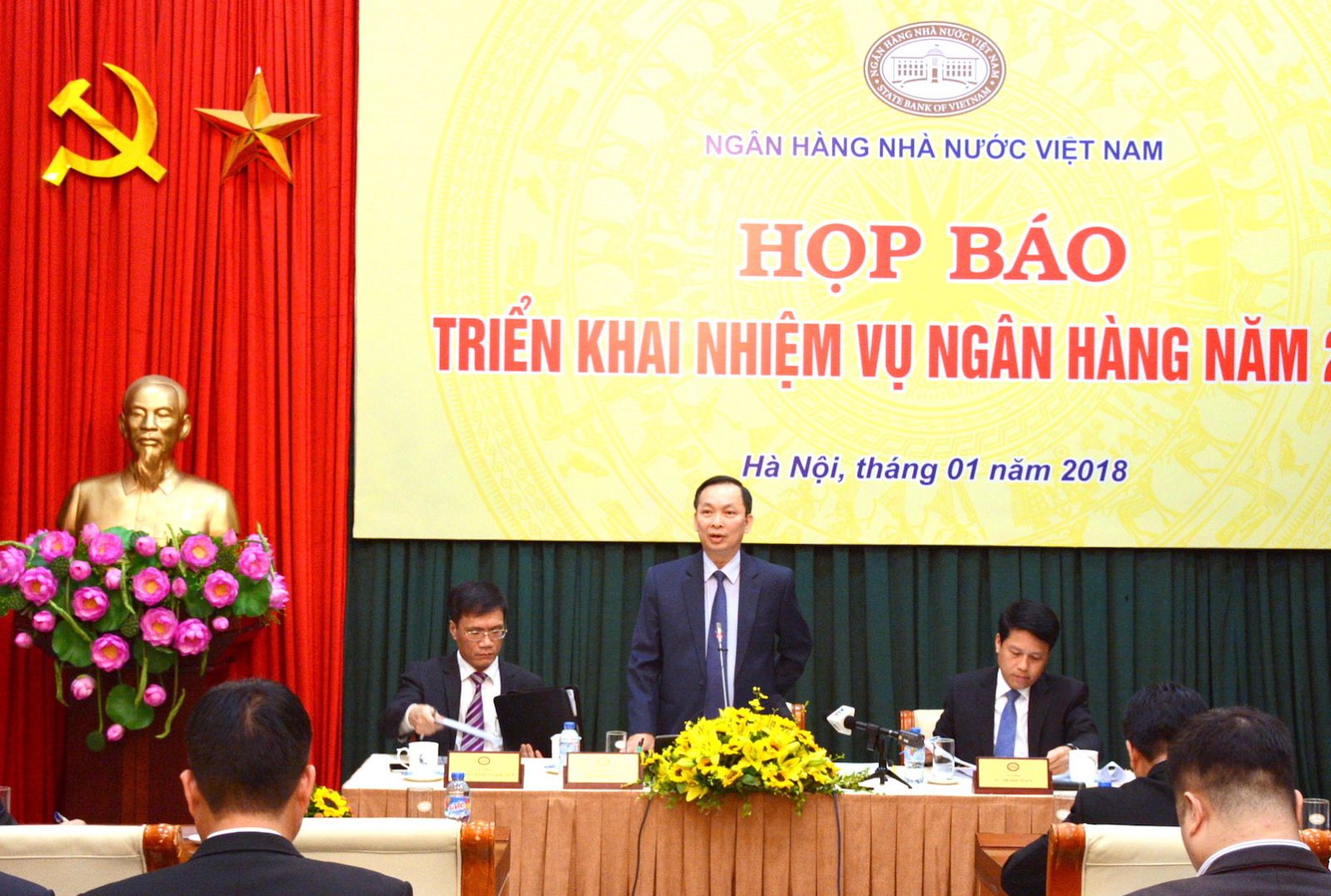 Phó Thống đốc NHNN Đào Minh Tú tại buổi họp báo.Ảnh:VGP/Huy Thắng