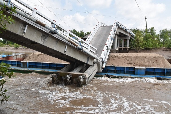 Công trình Cầu Ô Rô, tỉnh Cà Mau đã để xảy ra sự cố sập cầu trong quá trình thi công.