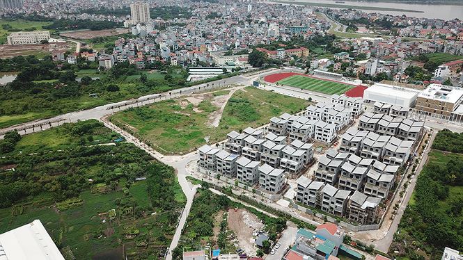 Dự án BT xây dựng tuyến đường từ đê Ngọc Thụy đến Khu đô thị mới Thượng Thanh (quận Long Biên) dài hơn 3,7km, Hà Nội đã giao 180ha đất đối ứng cho Công ty cổ phần Khai Sơn xây dựng khu đô thị mới Khai Son City. (Ảnh: Hoàng Mạnh Thắng/ TP).
