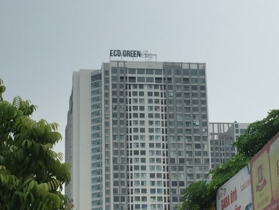 Công ty TNHH Bất động sản và Xây dựng Việt Hưng - chủ đầu tư dự án Eco Green City bị xử phạt và phải hoàn trả lại cư dân toàn bộ số tiền chênh lệch là gần 700 triệu đồng.
