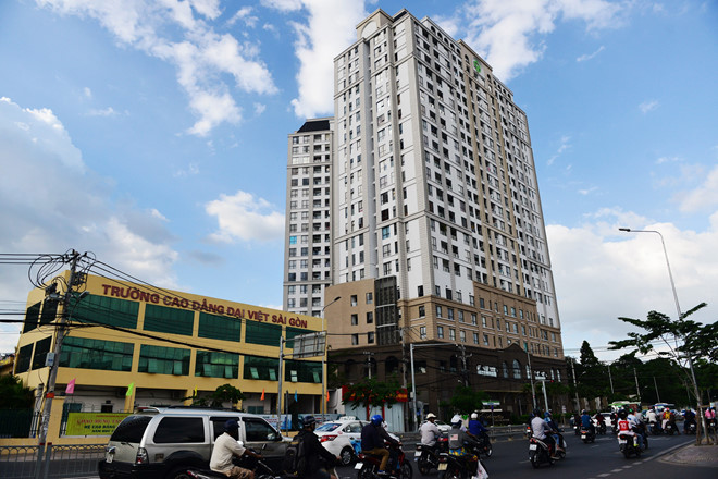 Chung cư Garden Gate (đường Hoàng Minh Giám, quận Phú Nhuận, TP.HCM) nằm trong danh sách 7 dự án bị ngừng chuyển đổi mục đích sử dụng của Novaland. Ảnh: Lê Quân