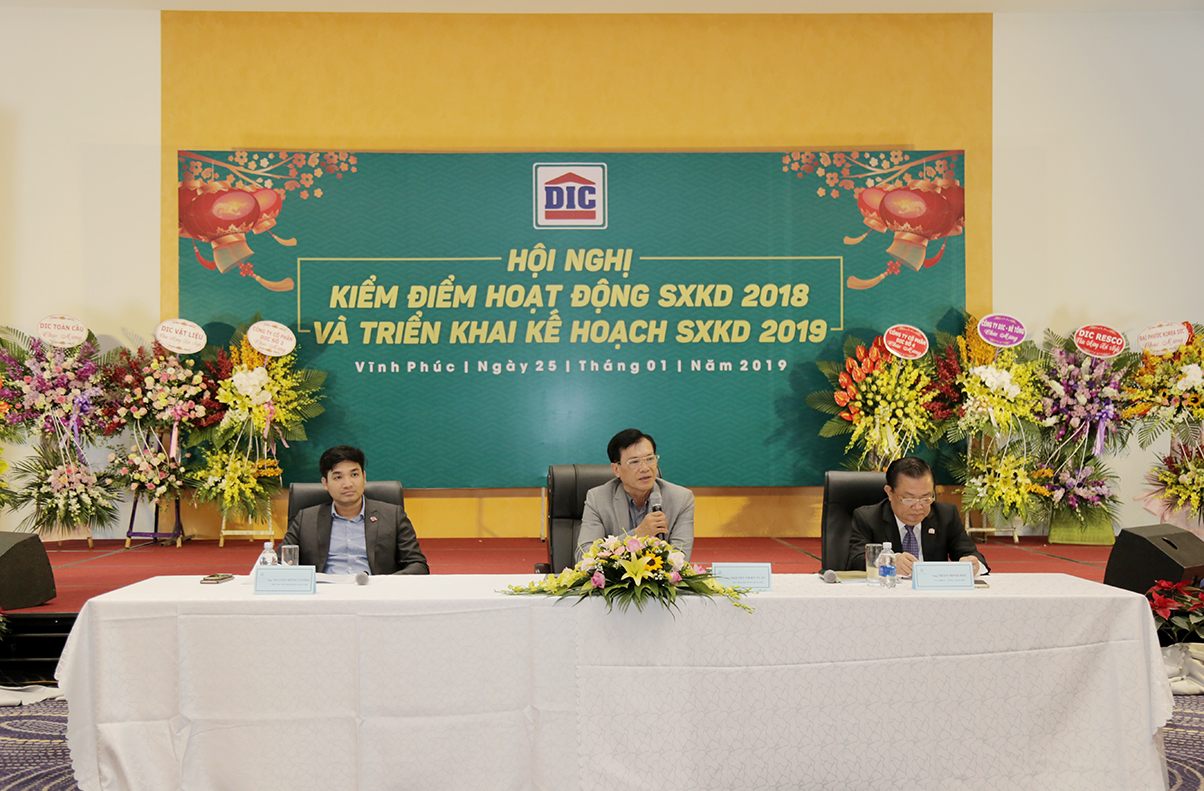 Ông Nguyễn Thiện Tuấn, Chủ tịch HĐQT tập đoàn DIC phát biểu chỉ đạo về những công việc trọng tâm trong năm 2019.