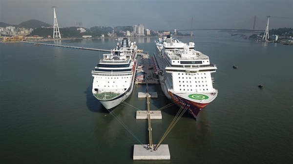 Cảng tàu quốc tế Hạ Long