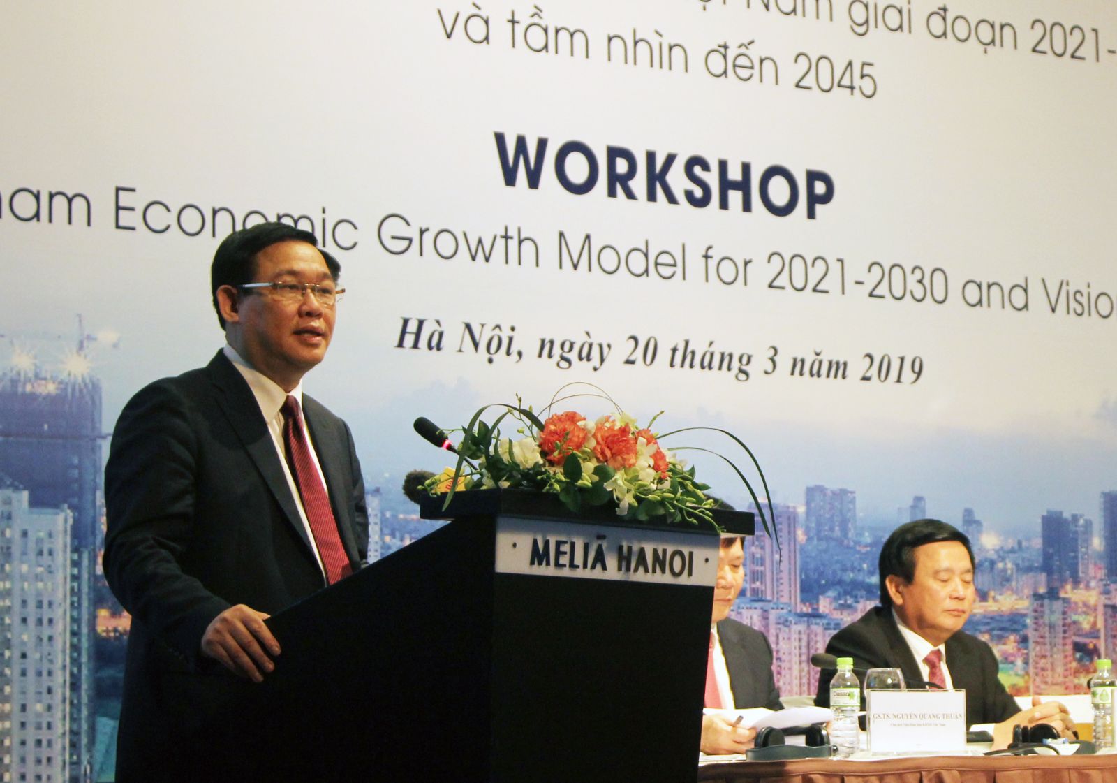 Phó Thủ tướng Vương Đình Huệ phát biểu tại hội thảo - Ảnh: VGP/Thành Chung
