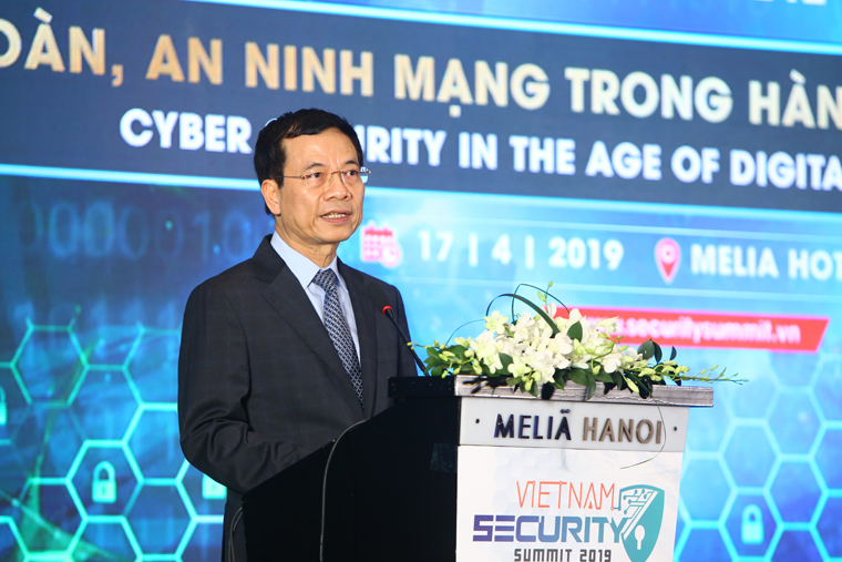 Bộ trưởng Bộ TT&TT Nguyễn Mạnh Hùng phát biểu khai mạc Hội thảo và Triển lãm quốc tế về an toàn, an ninh mạng Việt Nam 2019