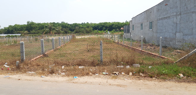 Những lô đất được rao bán phía sau dự án bệnh viện Xuyên Á, thuộc H.Trảng Bàng