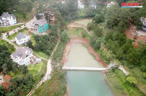 Công trình sai phép ngăn một nhánh hồ Tuyền Lâm, TP Đà Lạt