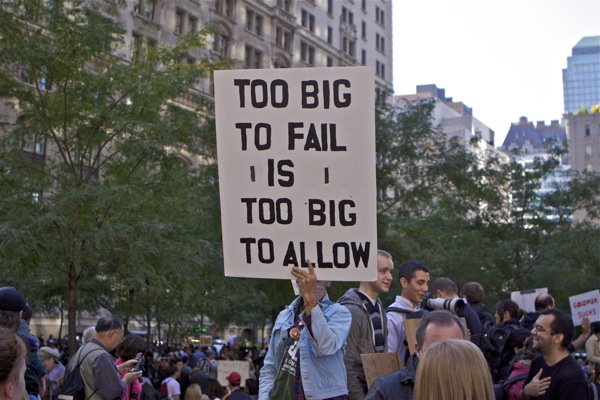 Cụm từ “Too big to fail” trở nên phổ biến trong cuộc khủng hoảng nhà đất ở Mỹ 2007-2008