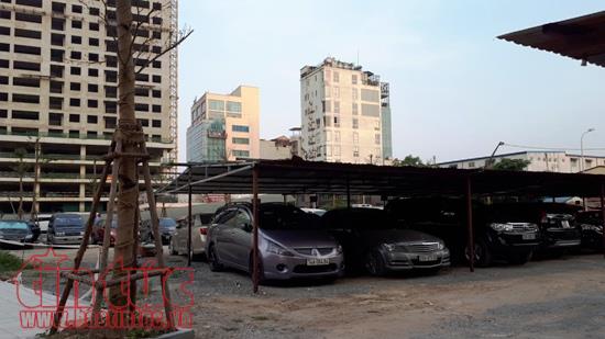 Một bãi trông giữ xe tại quận Đống Đa (Hà Nội).