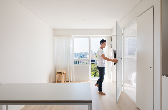 Áp dụng cách thiết kế của người Nhật, căn hộ 24m² trở nên rộng rãi và thoáng mát đến khó tin - Ảnh 6.