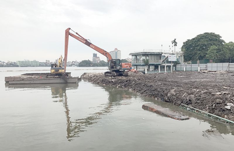 Hà Nội khởi động dự án nạo vét 1 triệu mét khối bùn ở Hồ Tây