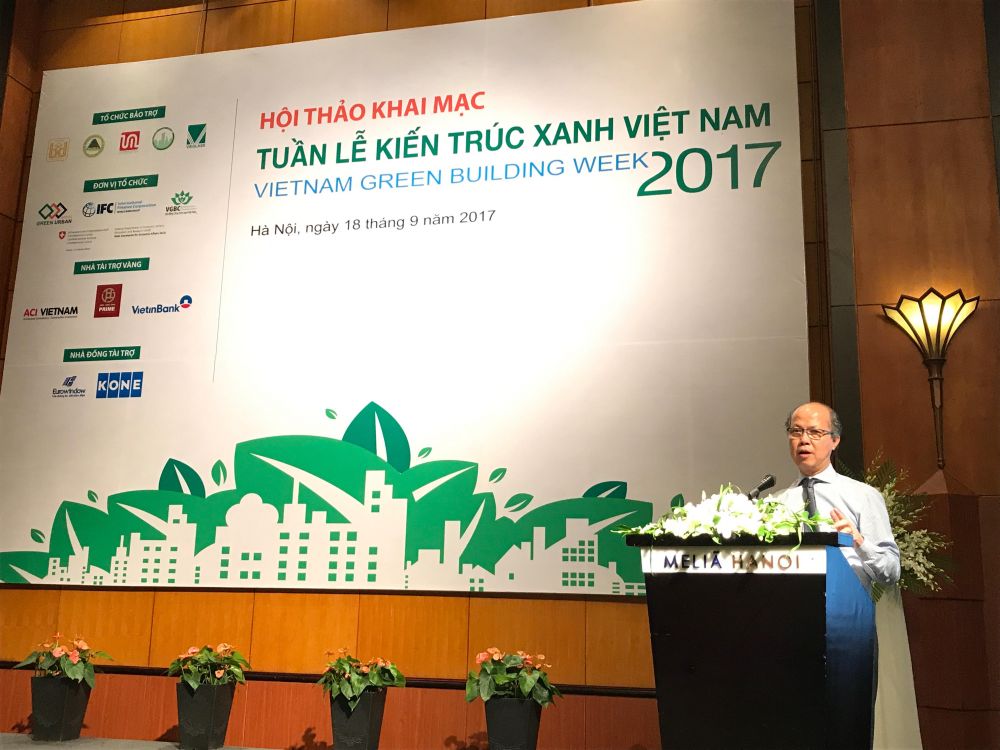 Chủ tịch Hiệp hội BĐS Việt Nam Nguyễn Trần Nam trình bày tham luận tại Hội thảo.