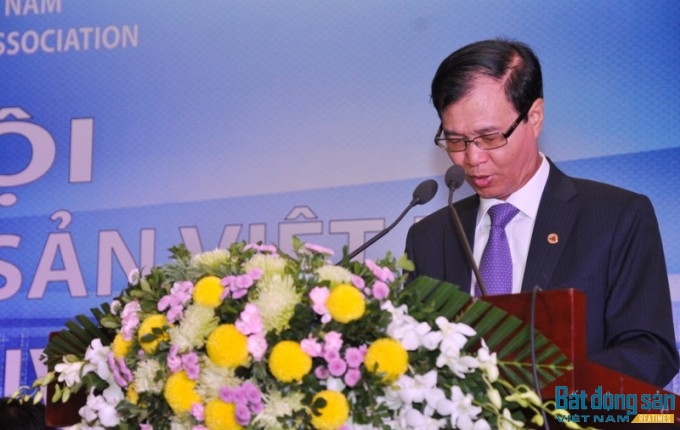 Ông Nguyễn Mạnh Hà, Trưởng ban kiểm tra Hiệp hội báo cáo công tác kiểm tra việc chấp hành điều lệ Hiệp hội BĐS Việt Nam nhiệm kỳ III (2011-2016).