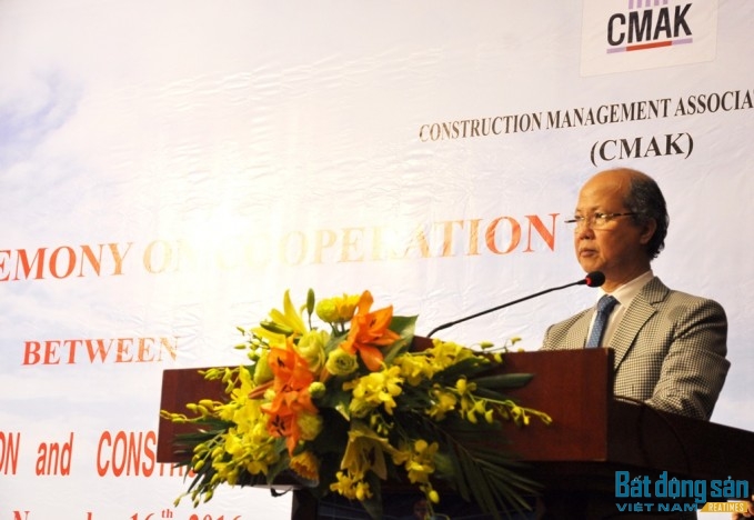 Chủ tịch Hiệp hội BĐS Việt Nam Nguyễn Trần Nam đánh giá cao sự hợp tác giữa 2 Hiệp hội.