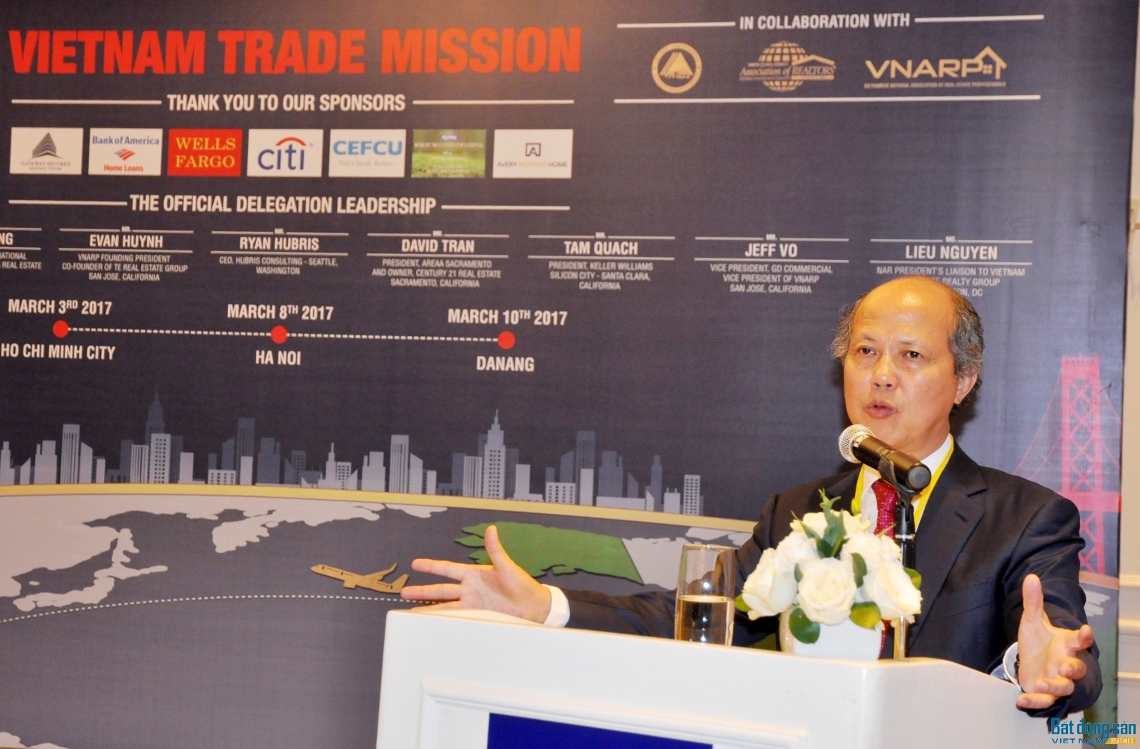 Chủ tịch Hiệp hội BĐS Việt Nam Nguyễn Trần Nam phát biểu tại buổi làm việc.