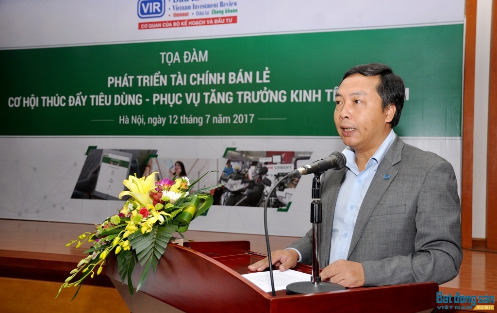 Ông Lê Trọng Minh, Tổng Biên tập Báo Đầu tư phát biểu khai mạc buổi Tọa đàm