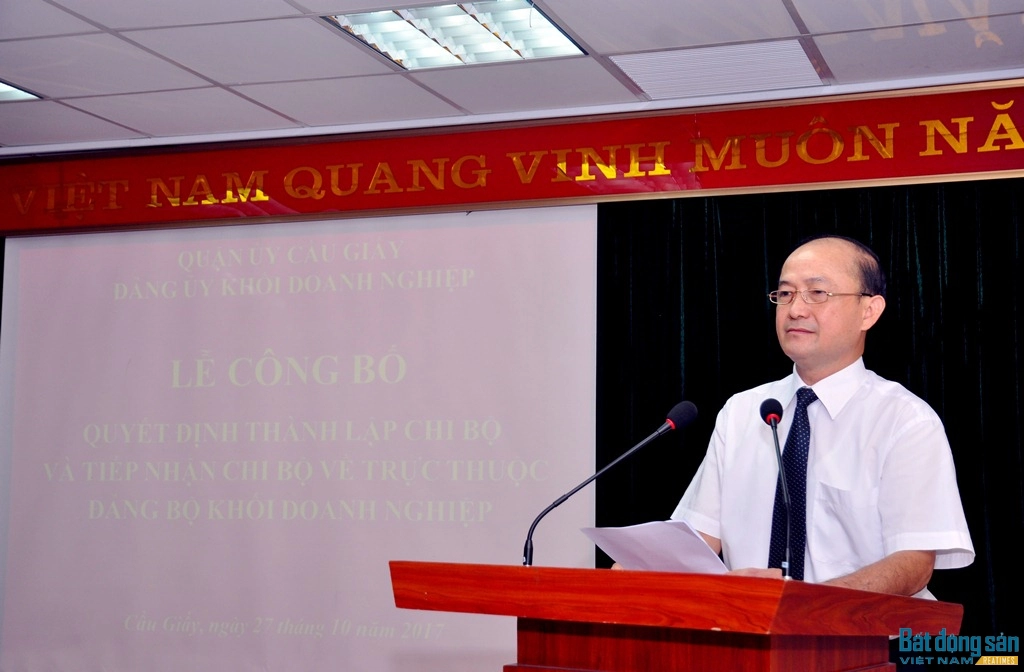 đồng chí: Phạm Văn Triển, Ủy viên Ban Thường vụ, Trưởng Ban Tổ chức Quận ủy phát biểu chỉ đạo.