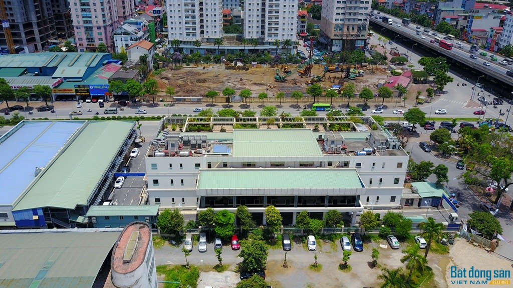 Với thực trạng trên, liệu dự án bãi đỗ xe tại 66 Lê Văn Lương có giải quyết được nhu cầu làm điểm trông giữ xe công cộng hay chỉ để Công ty Phương Đông sử dụng cho nhu cầu của khu dịch vụ nhà hàng?