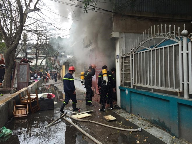 Vụ cháy tại tầng M của chung cư Phú Đạt nằm trên đường D5 (quận Bình Thạnh, TP HCM) xảy ra vào tháng 5/2016.