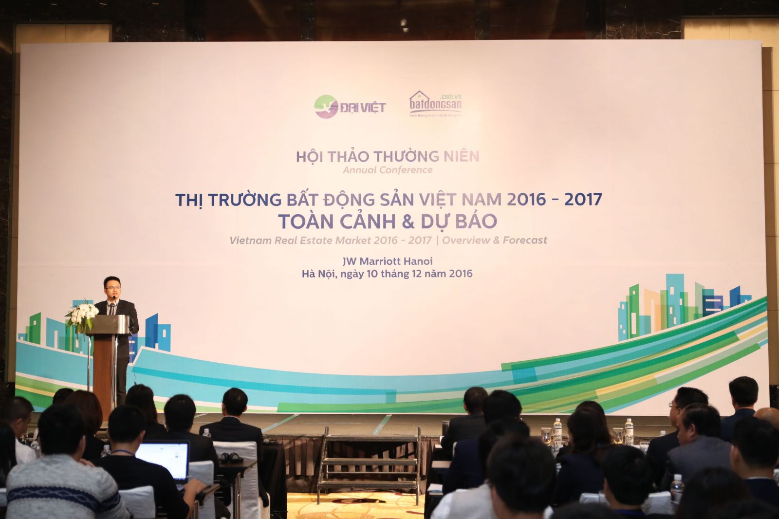 Hội thảo “Thị trường bất động sản Việt Nam 2016-2017 – Toàn cảnh và Dự báo” do Batdongsan.com.vn tổ chức diễn sẽ ra vào ngày 10/12 và 17/12 tại Hà Nội và Tp.HCM