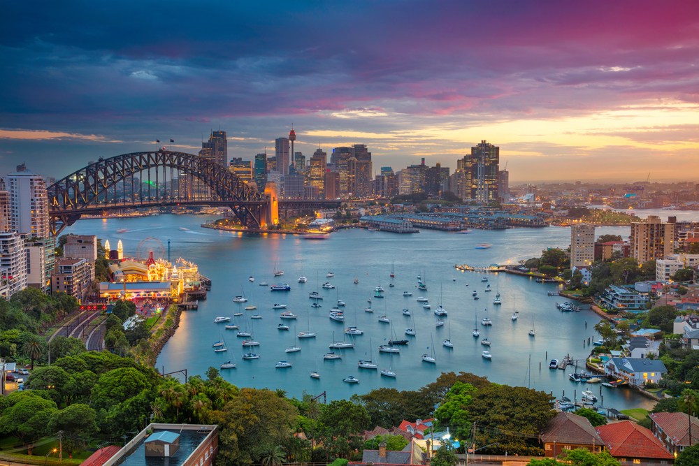 “Điểm nóng” hàng đầu là thành phố Sydney với những khoản đầu tư cực lớn để nâng cấp hệ thống hạ tầng giao thông, đáp ứng sự bùng nổ dân số và nhu cầu nhà ở trong tương lai. 