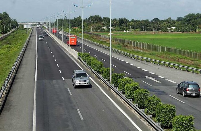 Bộ trưởng Nguyễn Văn Thể nhấn mạnh không được phép lùi tiến độ dự án cao tốc Bắc - Nam nhánh phía Đông.