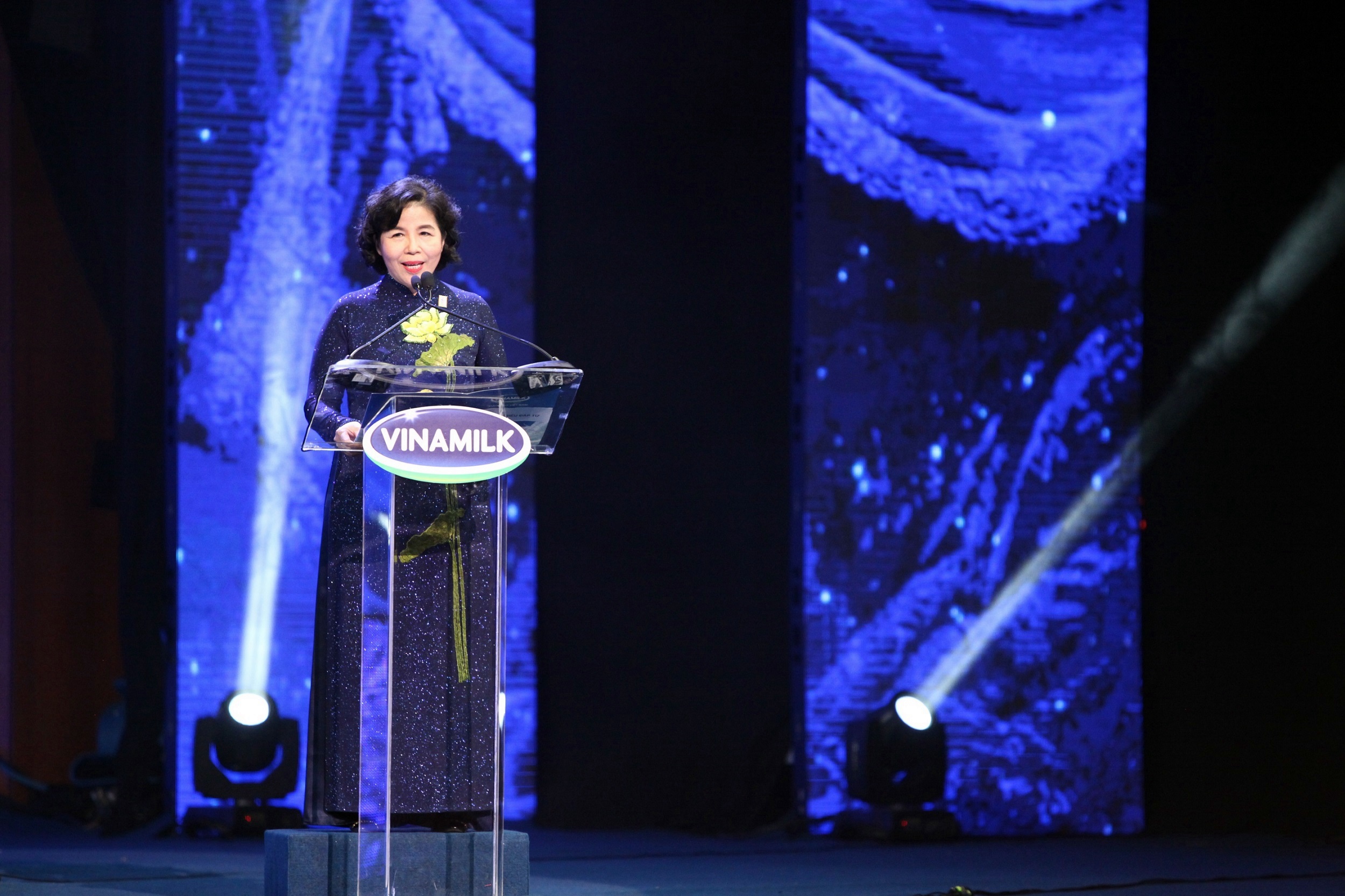 Bà Mai Kiều Liên-Tổng Giám Đốc Công ty cổ phần Sữa Việt Nam (Vinamilk) phát biểu khai mạc Lễ kỷ niệm 40 năm thành lập công ty  