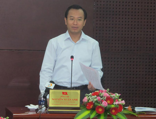 Ông Nguyễn Xuân Anh phát biểu trong buổi làm việc với sở Xây dựng.