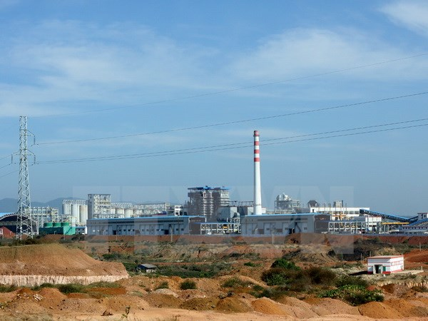 Nhà máy Alumin Tân Rai thải ra khoảng 1.049kg/tấn bùn đỏ khô.  “Nhất cử lưỡng tiện”
