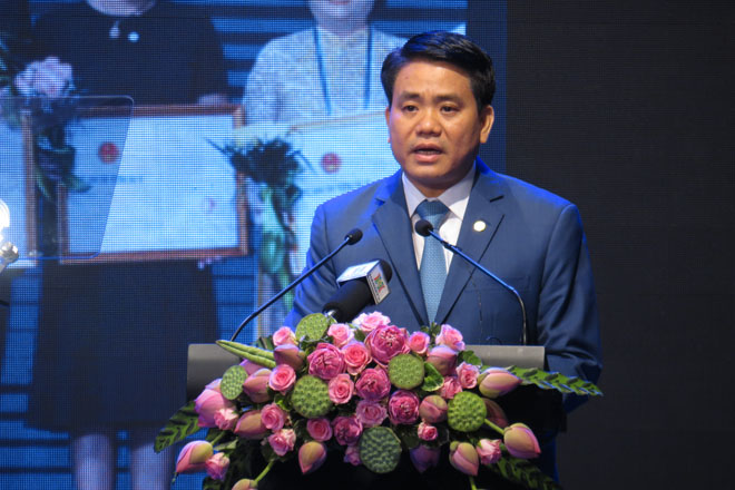 hủ tịch UBND TP. Hà Nội Nguyễn Đức Chung kêu gọi doanh nghiệp đầu tư vào 136 dự án theo hình thức PPP và xã hội hóa (Ảnh: K.T)