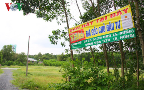 Quảng cáo bán đất khu vực gần sân bay Long Thành
