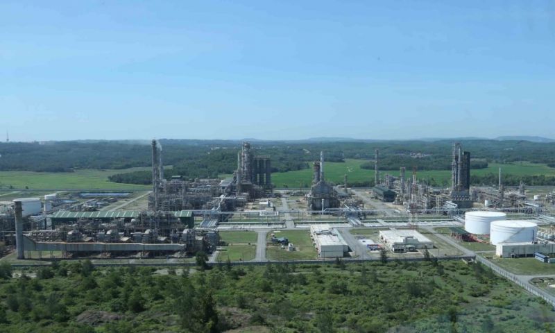 Nhà máy lọc dầu Dung Quất, thuộc Khu kinh tế Dung Quất. Ảnh: Đức Trung (MPI)