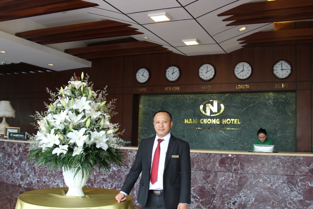 Anh Bùi Văn Tuấn – Trợ lý Giám đốc Kinh doanh & Marketing đã gắn bó với khách sạn từ những ngày đầu hoạt động