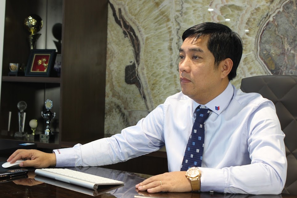 CEO Hồ Minh Hoàng