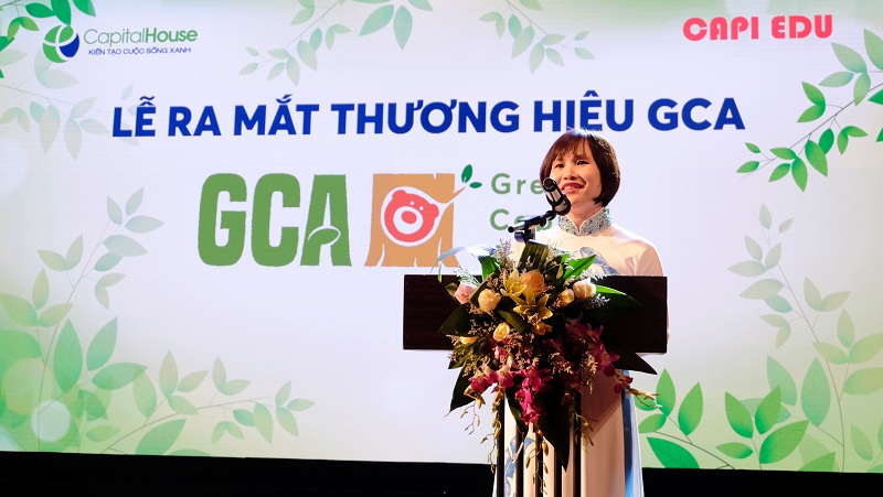 Bà Phan Thị Hải Yến, Tổng Giám đốc Công ty Capi Edu phát biểu tại Lễ ra mắt Hệ thống thương hiệu trường mầm non GCA